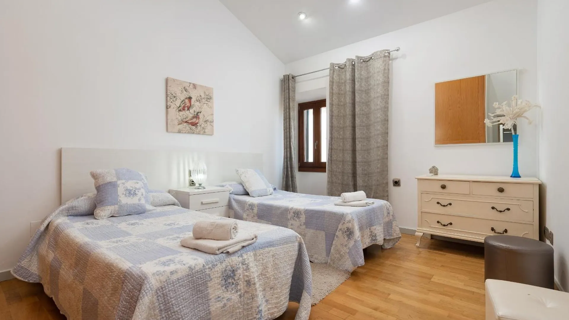 Ca Se Predine En El Casco Historico Da Alcudia Villa